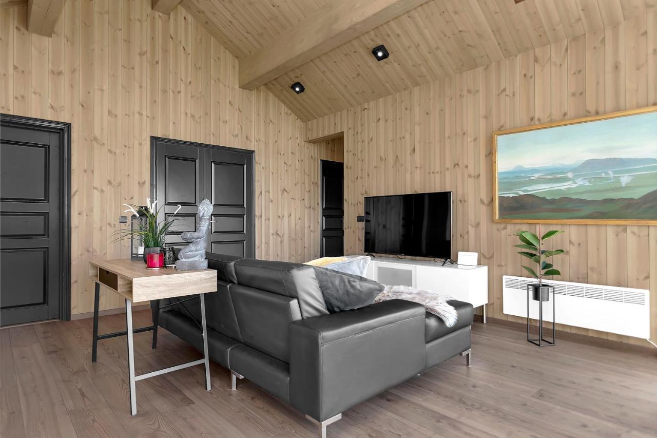 Luxury Country Cottage With 360° Mountain View Brautarholt Exterior photo